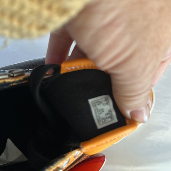 #51❤️ Brand new Vans all leather weather MTE sneakers - Picture 11 of 12